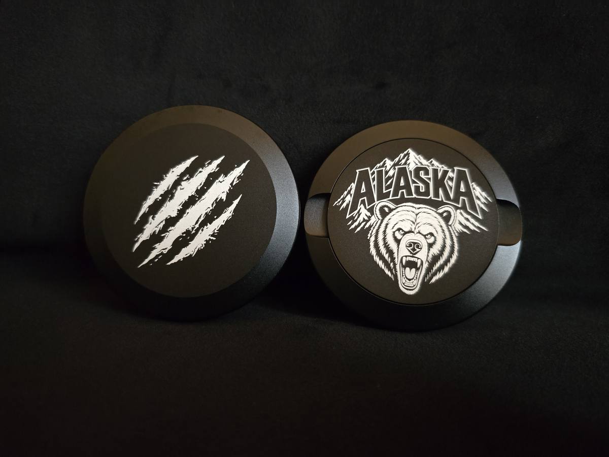 Black Alaska Grizzly Bear can — claw-mark back and bear front